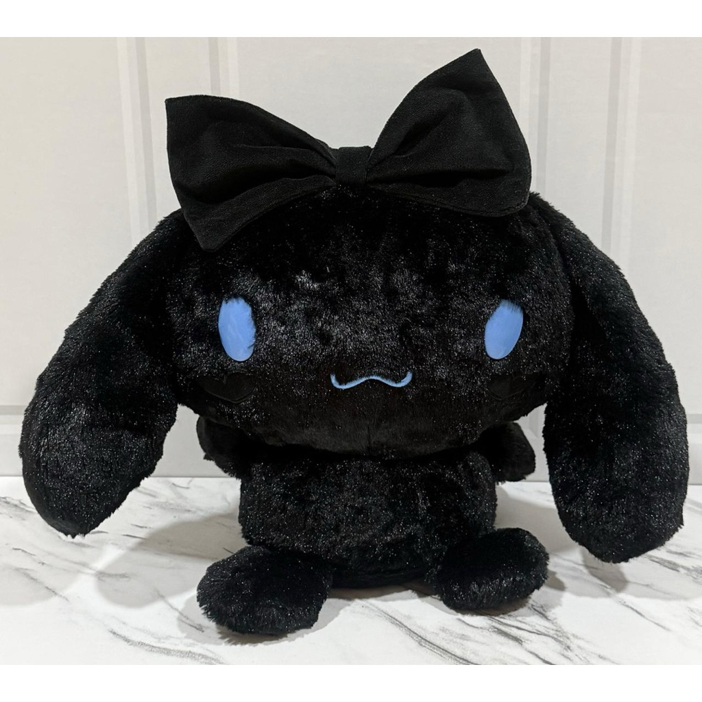 RARE | Boneka Plushie Cinnamoroll Limited Edition Black Friday Edition Rare Collection Sanrio Furyu