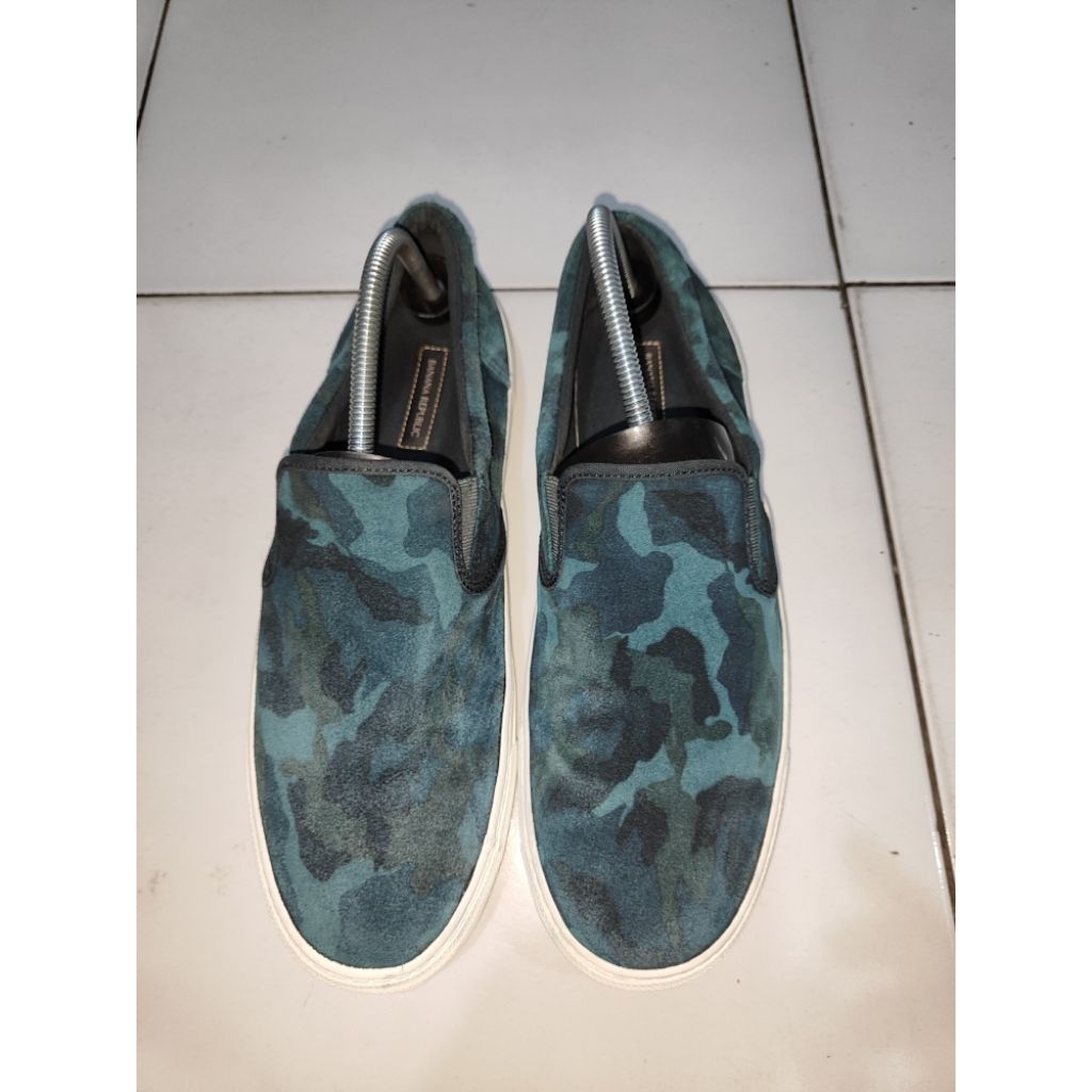 SEPATU BANANA REPUBLIK