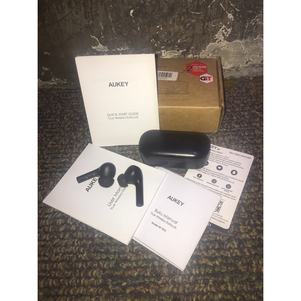 tws aukey t21 black bekas