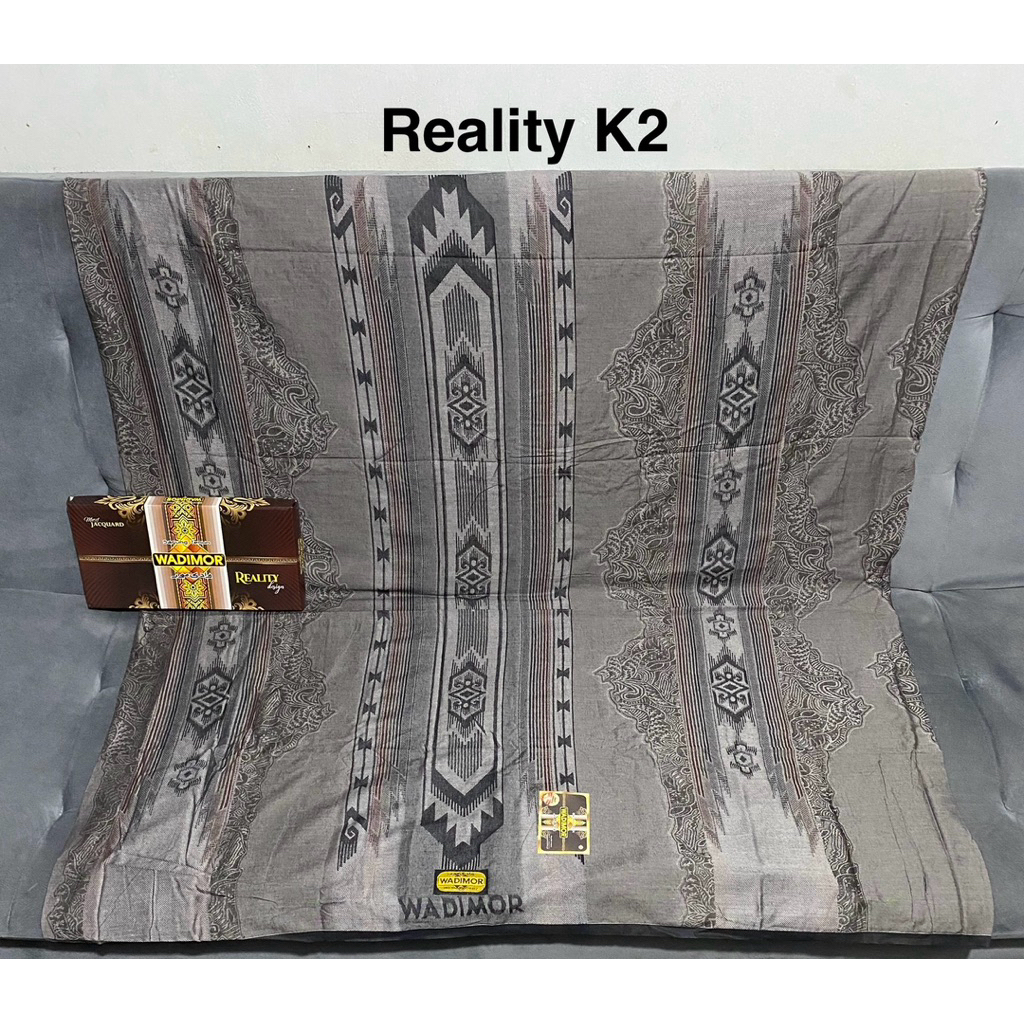 Sarung WADIMOR Jacquard Antik, Reality , Mascot dan Singgasana