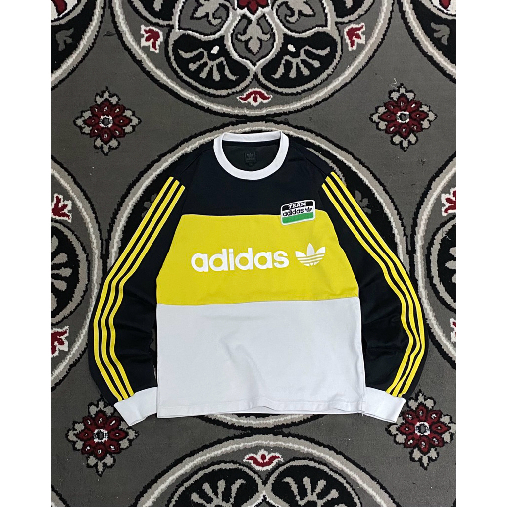 Long Sleeve Adidas Trefoil Vintage