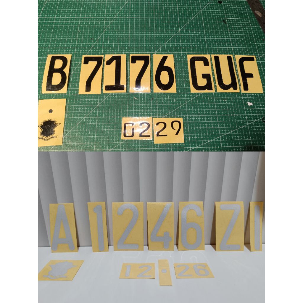 STIKER CUTTING MOBIL ANGKA HURUF PLAT| BAHAN REFLEKTIF | MOBIL | 1 Hari Jadi