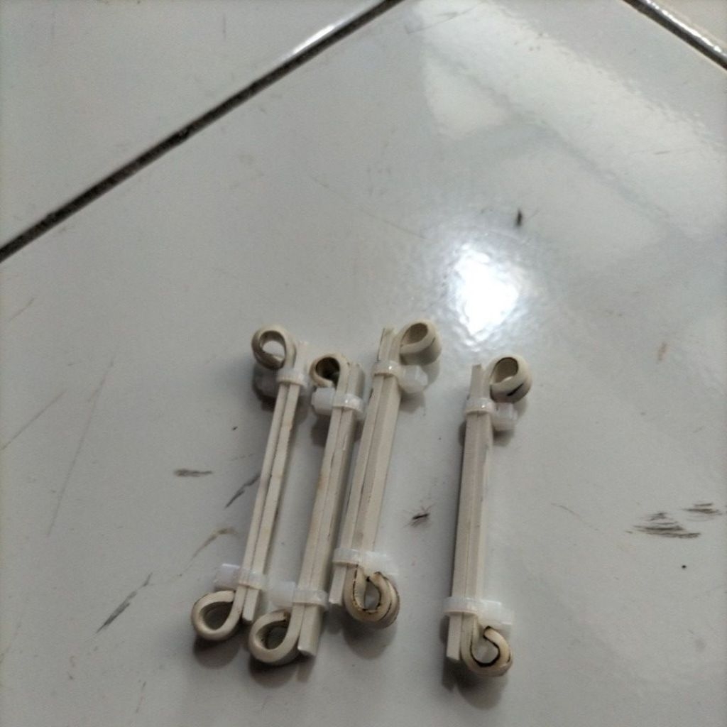 RIQUEST Panjang per daun miniatur truk