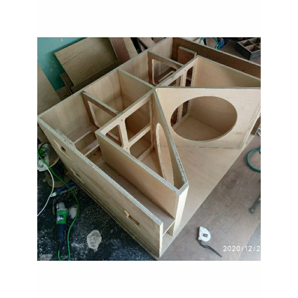 Box Speaker Model RCF TTS 10 Inch Double