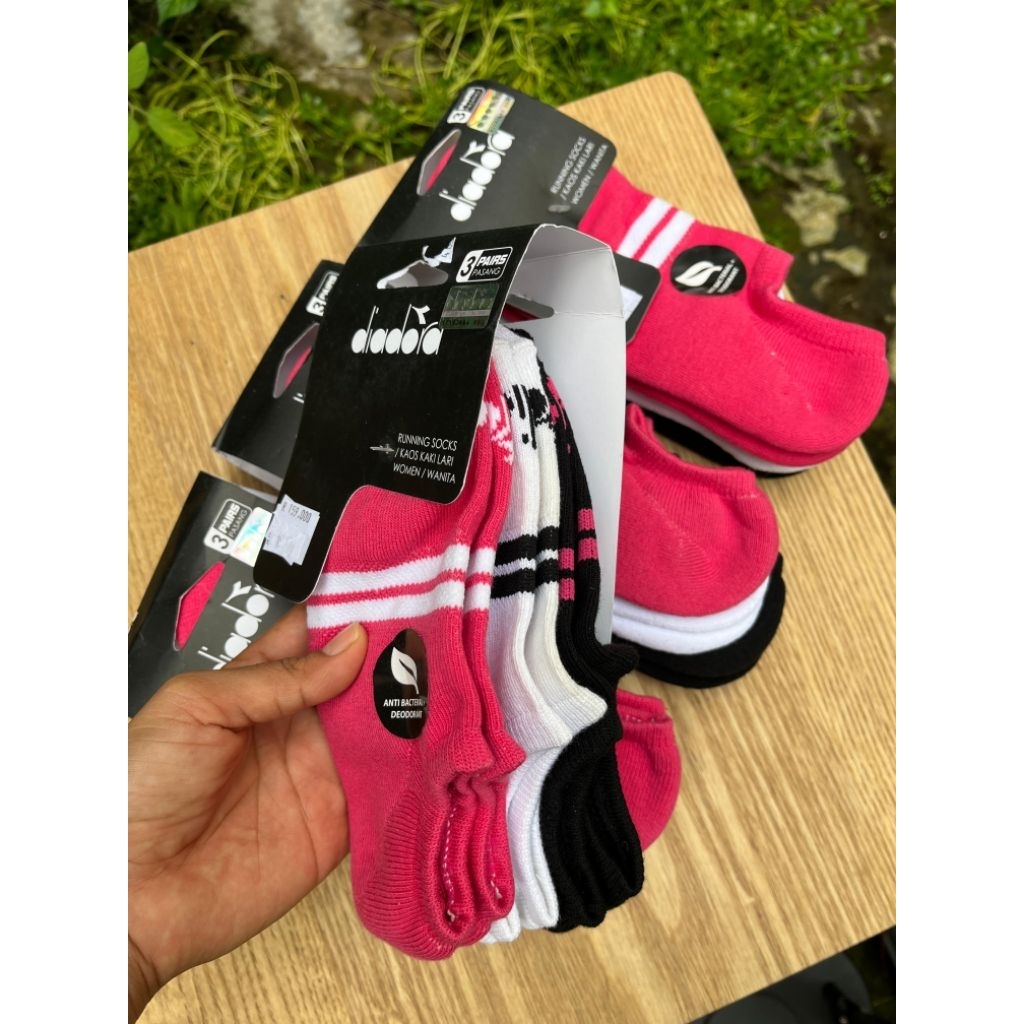 RUNNING SOCKS/KAOS KAKI LARI WOMEN/WANITA DIADORA isi 3 ORIGINAL SALE SPORT STATION