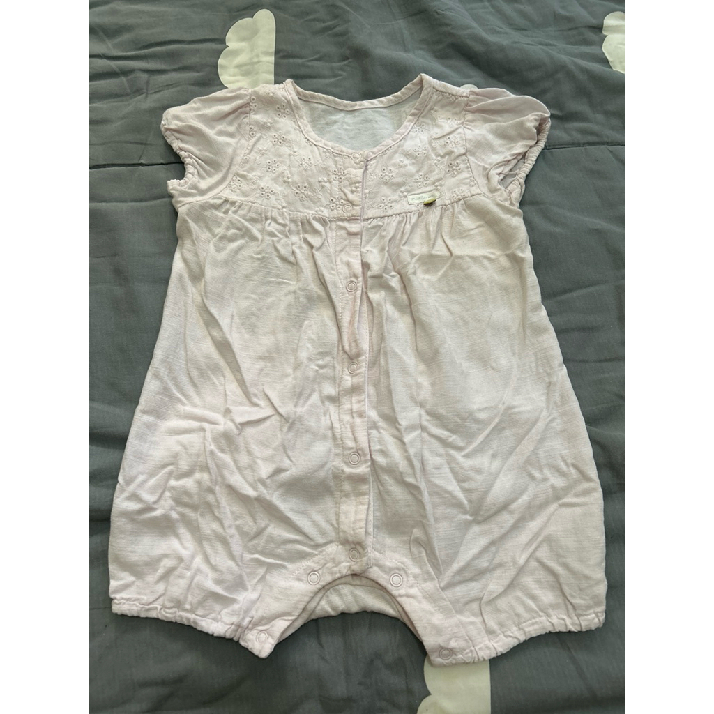 (PRELOVED) . Romper Anak Bayi Perempuan / Romper Katbol Bayi Cewek Brand Minkmui (Warna Baby Pink)