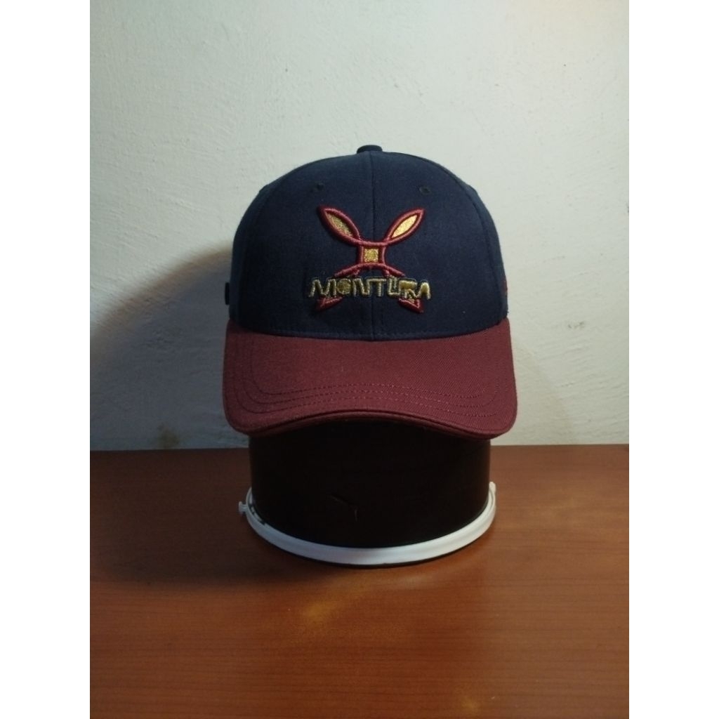 Topi Montura Twotone WOOL acrylic Likenew