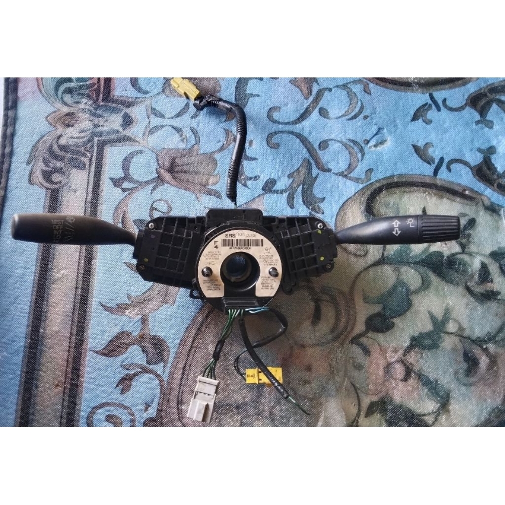 tompol / suwich lampu city gd8 / jazz gd3