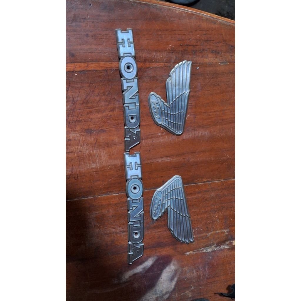 Emblem ori tangki cb K2