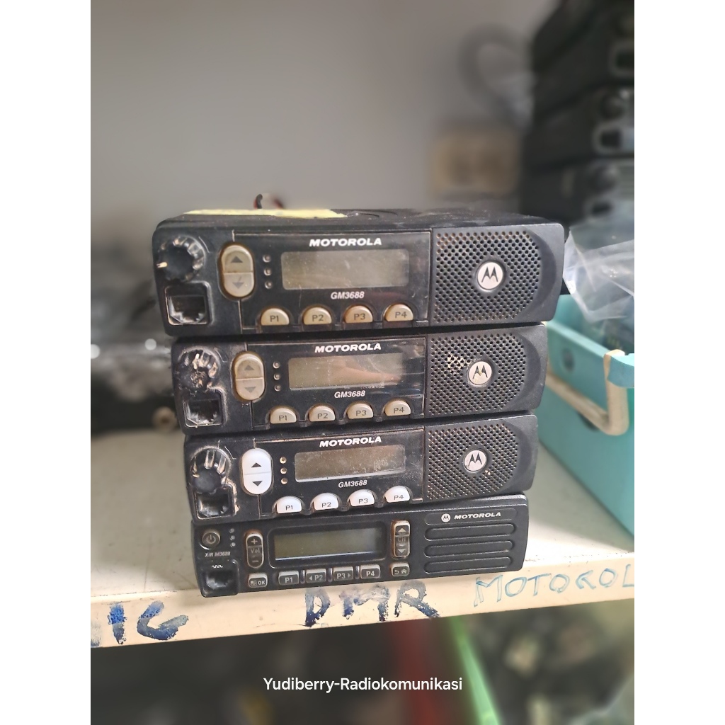 RIG MOTOROLA GM3688 VHF KONDISI APA ADANYA BUAT BAHAN REPEATER RX MOTOROLA GM 3688 FREKUENSI VHF