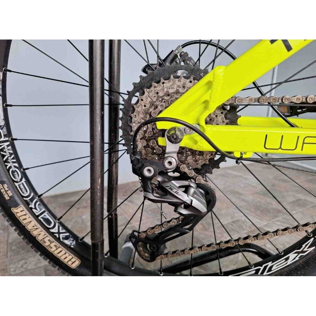 Sepeda MTB Thrill Wreak Dirtjump Yellow