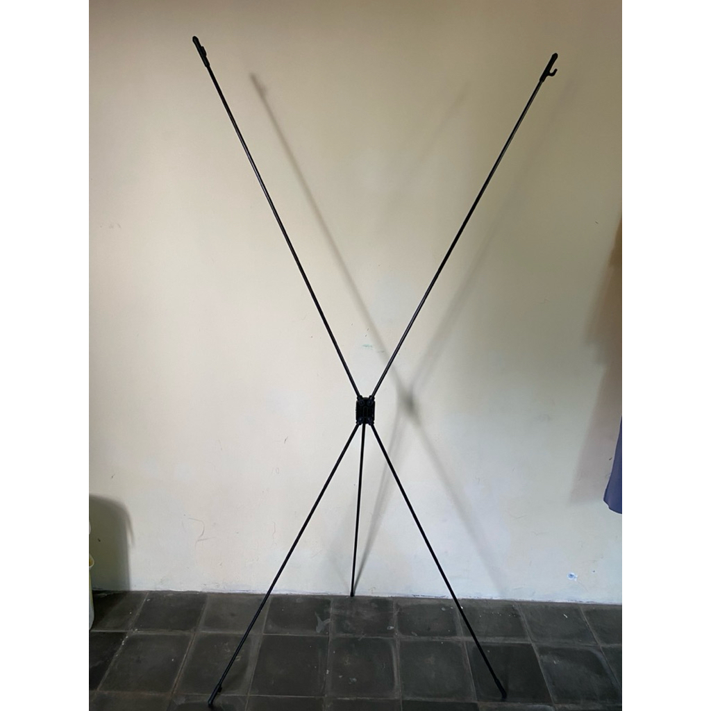 Stand Banner Berdiri Masih Lengkap