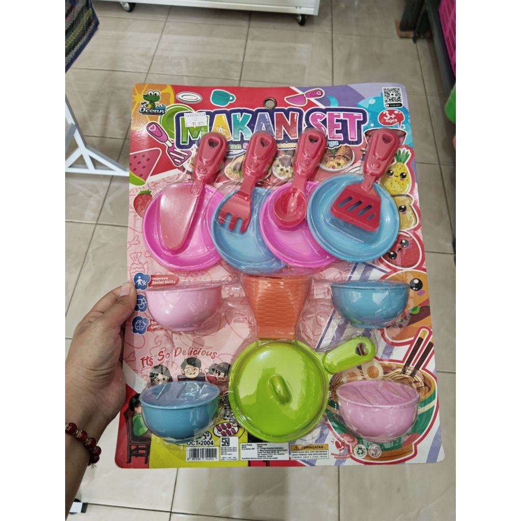 Mainan Makan Set Anak – Peralatan Masak & Makan Plastik Anak
