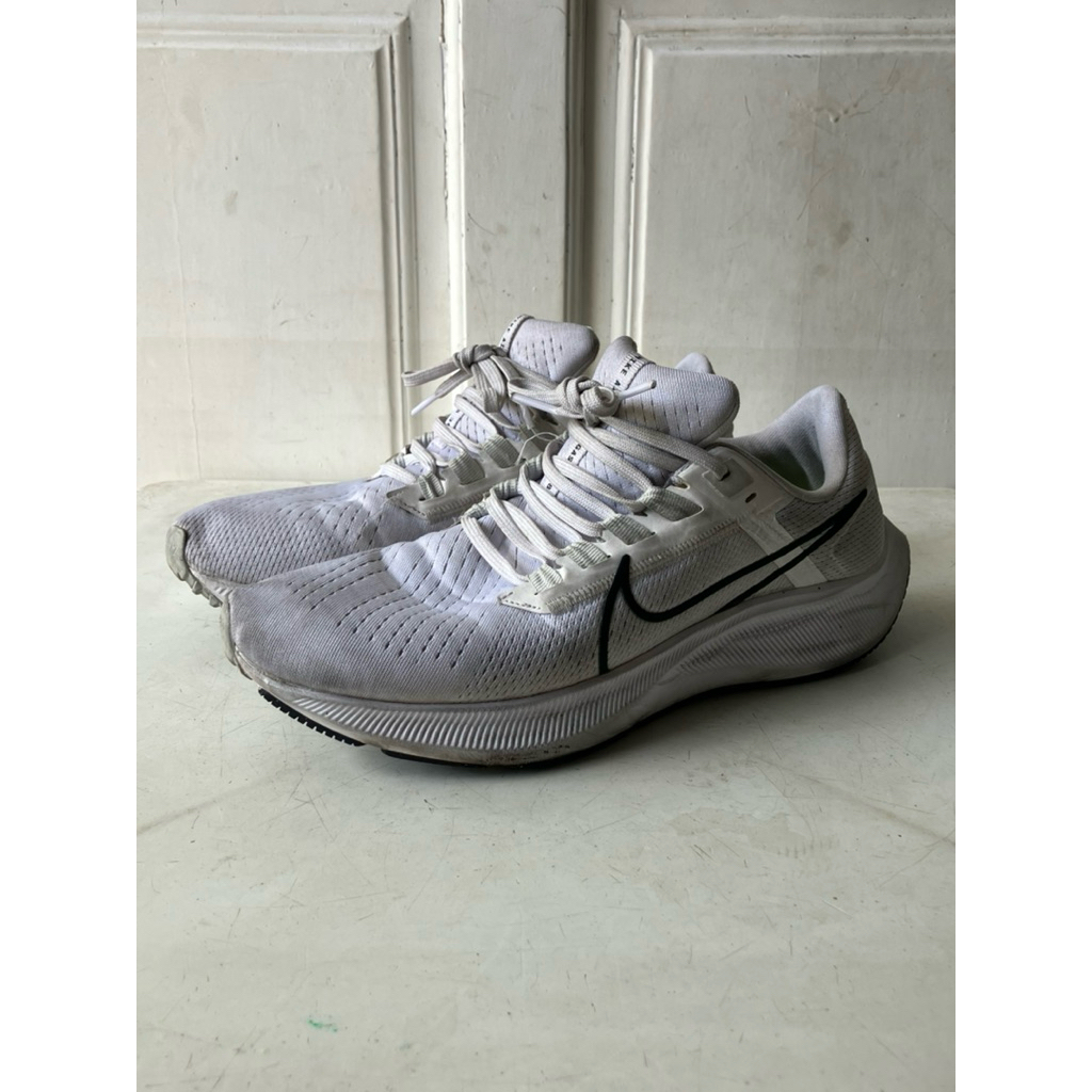 Nike Air Zoom Pegasus 38 CW7356-100