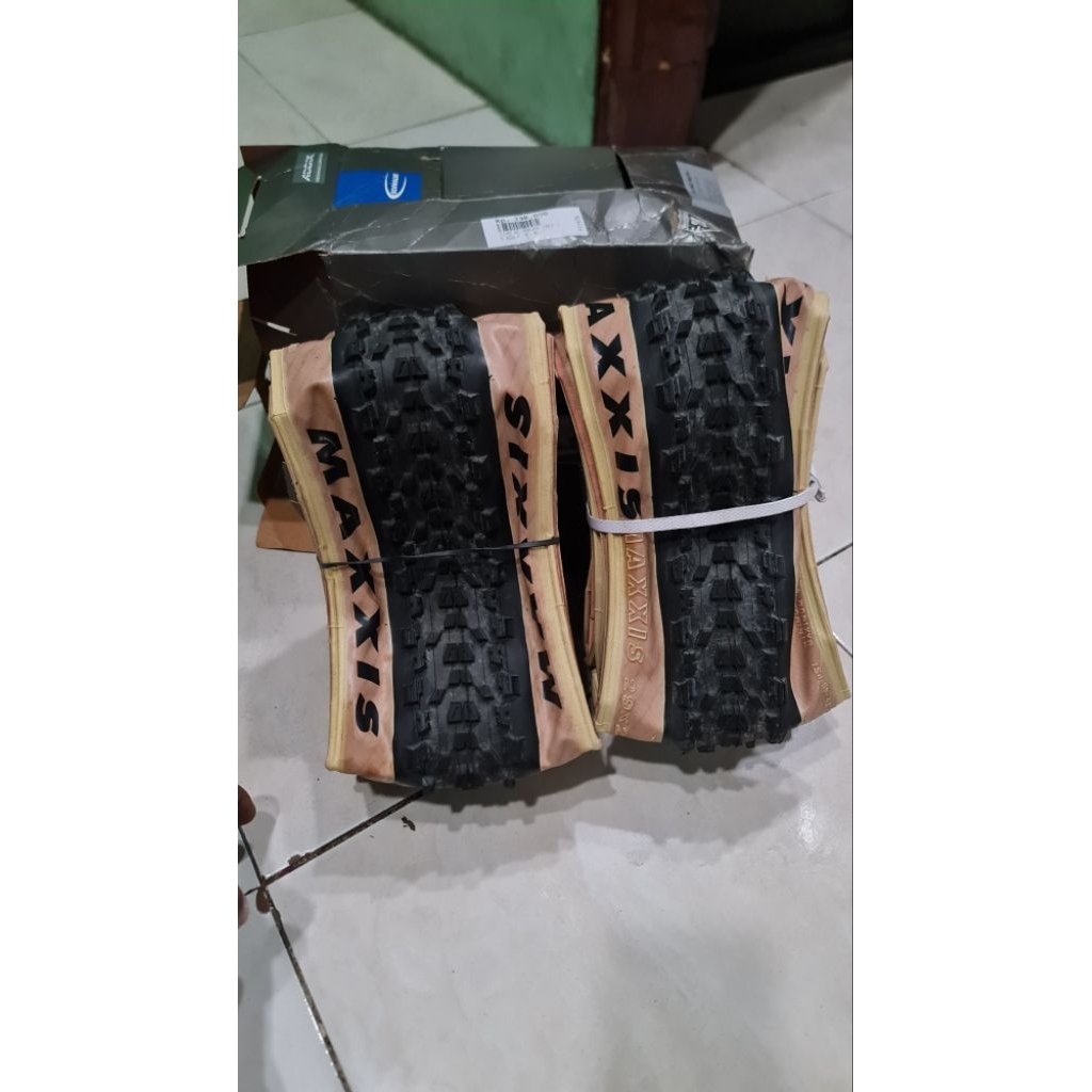 maxxis Ardent Tanwall sepasang