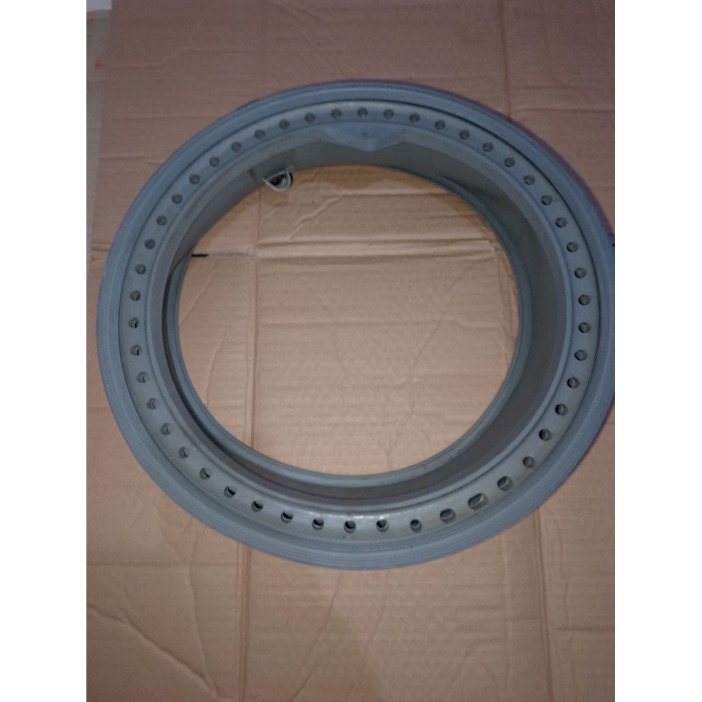 Door gasket karet pintu mesin cuci Electrolux tyel ewf1073 ewf1073A