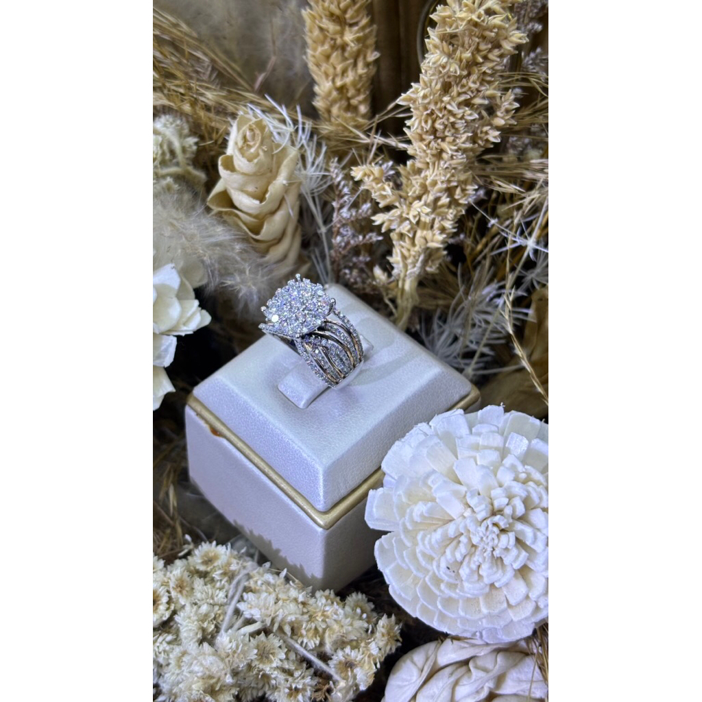 cincin berlian lotus kombinasi (354) CD298, D.1: 0,11crt + D.166: 1,47crt, dengan berat 7,8gr