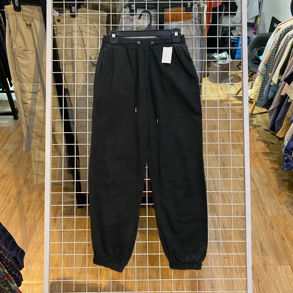 Gu Relaxs Jogger Pants
