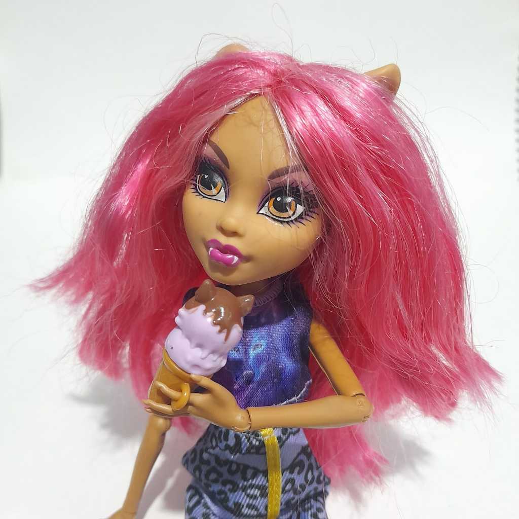 Monster High Doll Howleen Wolf (Preloved)