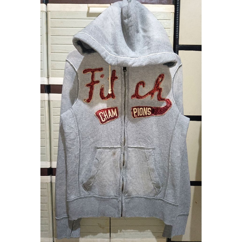 Ripped Grunge Hoodie Heavy Weight dari ABERCROMBIE & FITCH