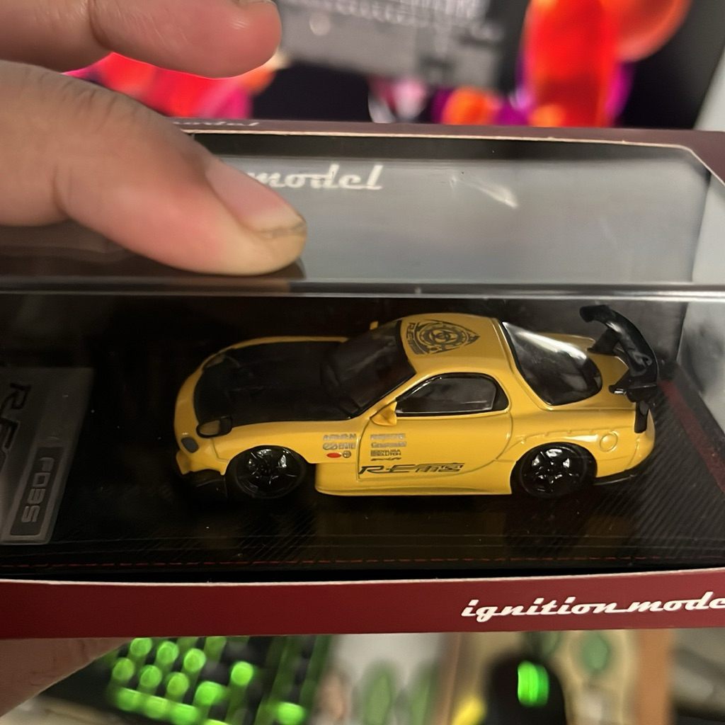 1:64 Ignition Model Rx7fd Re Amemiya (Yellow)