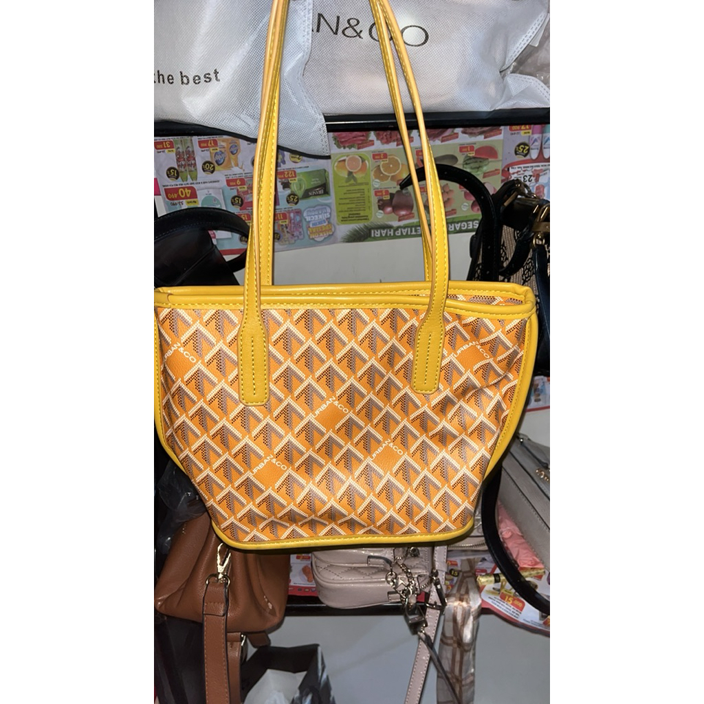 Preloved tas urban n co