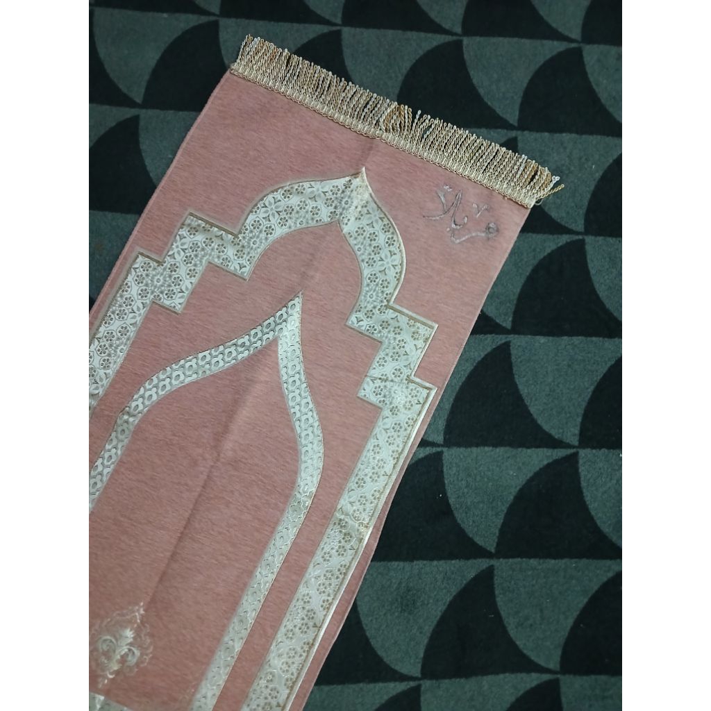 sajadah custom nama ukir arab kaligrafi-latin/sajadah Turki premium