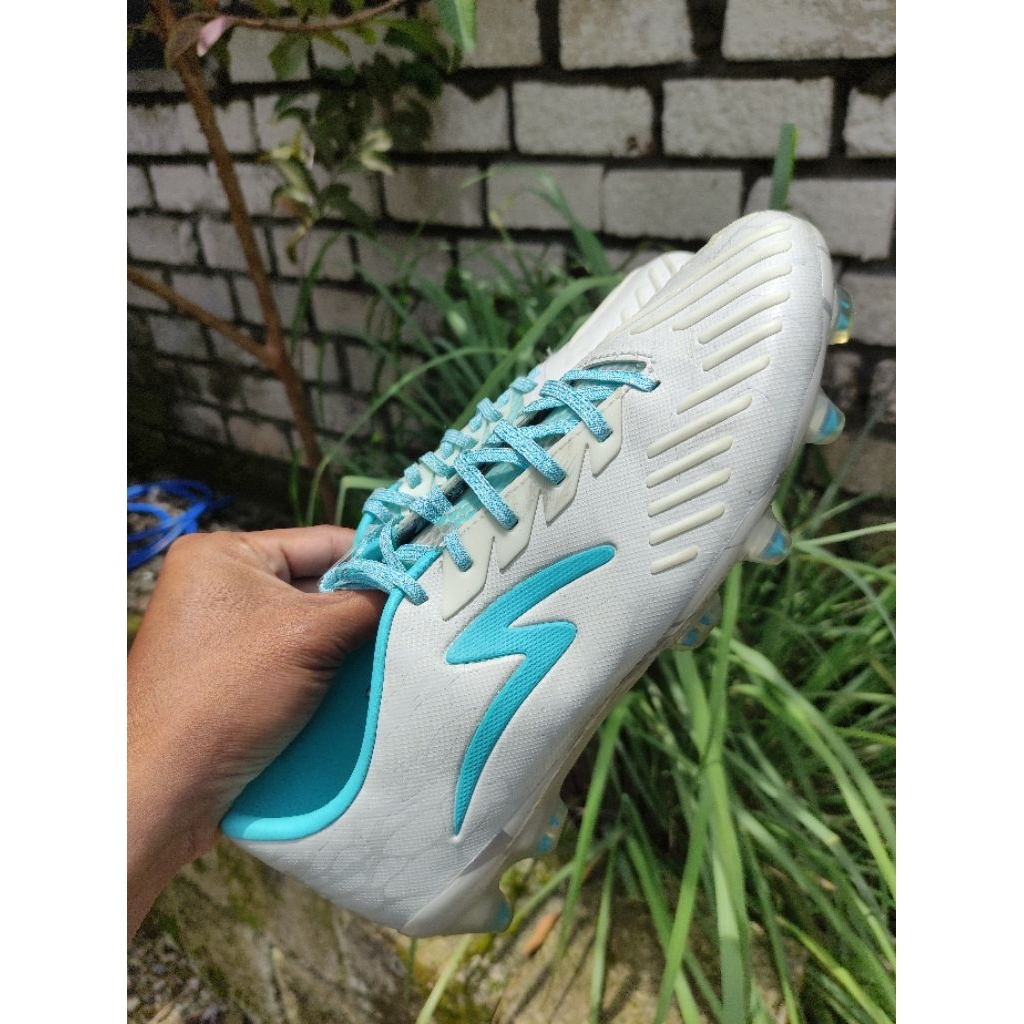 Specs Swervo Hydra Elite FG ( Sample, No Rilis ) Size 41 Second
