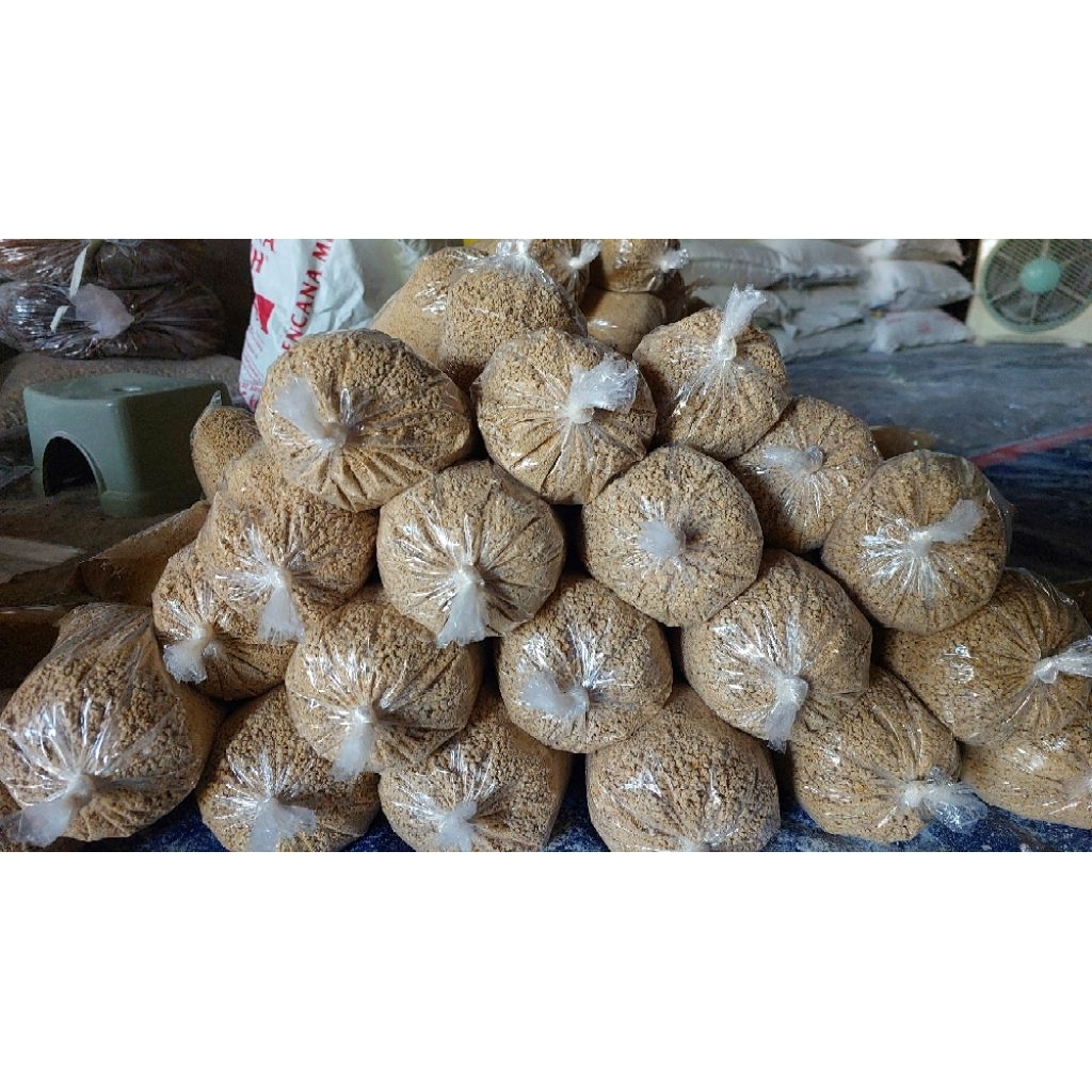1/2 Kg pur pakan ayam 511B