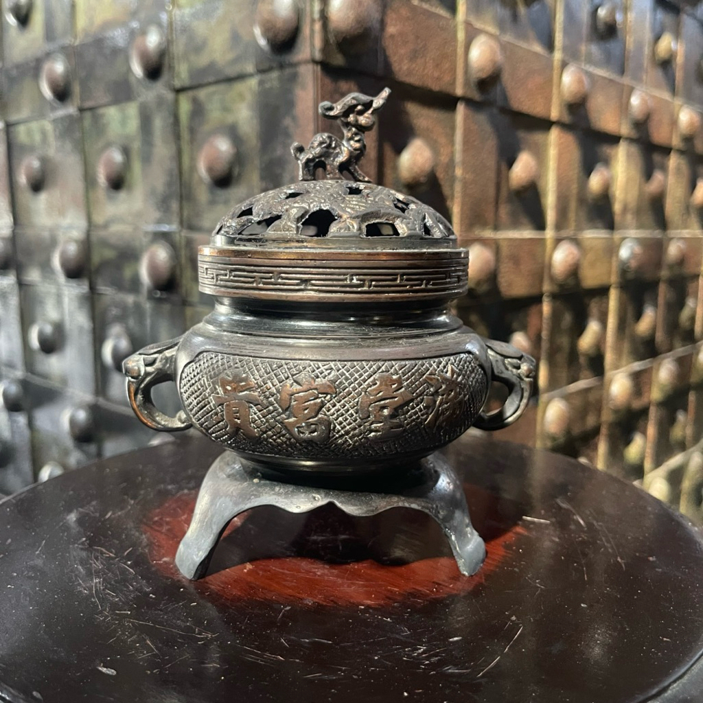 Tempat Dupa Perunggu China dengan Ornamen Atas Rusa Small Antik Jadul Tua