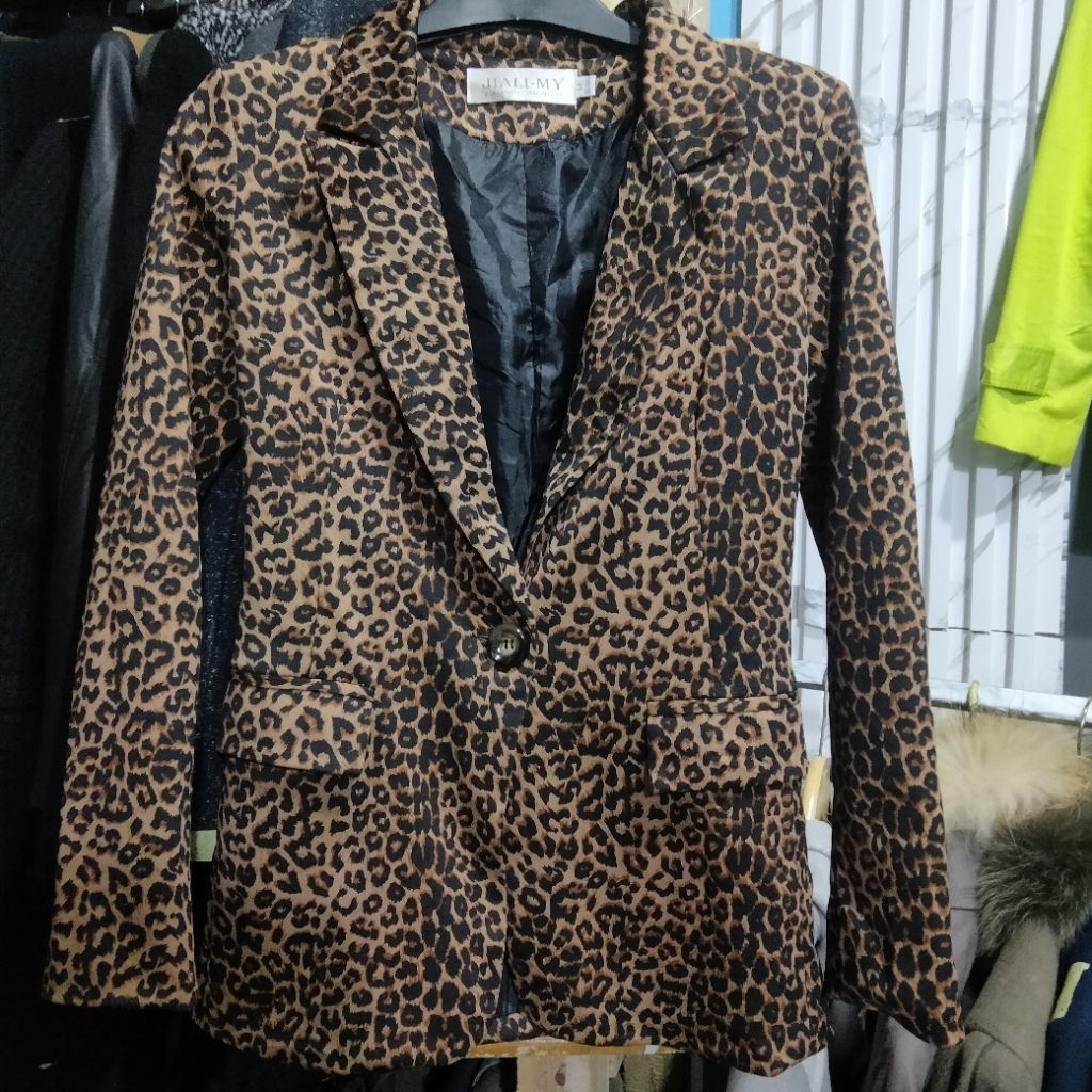 coat blazer