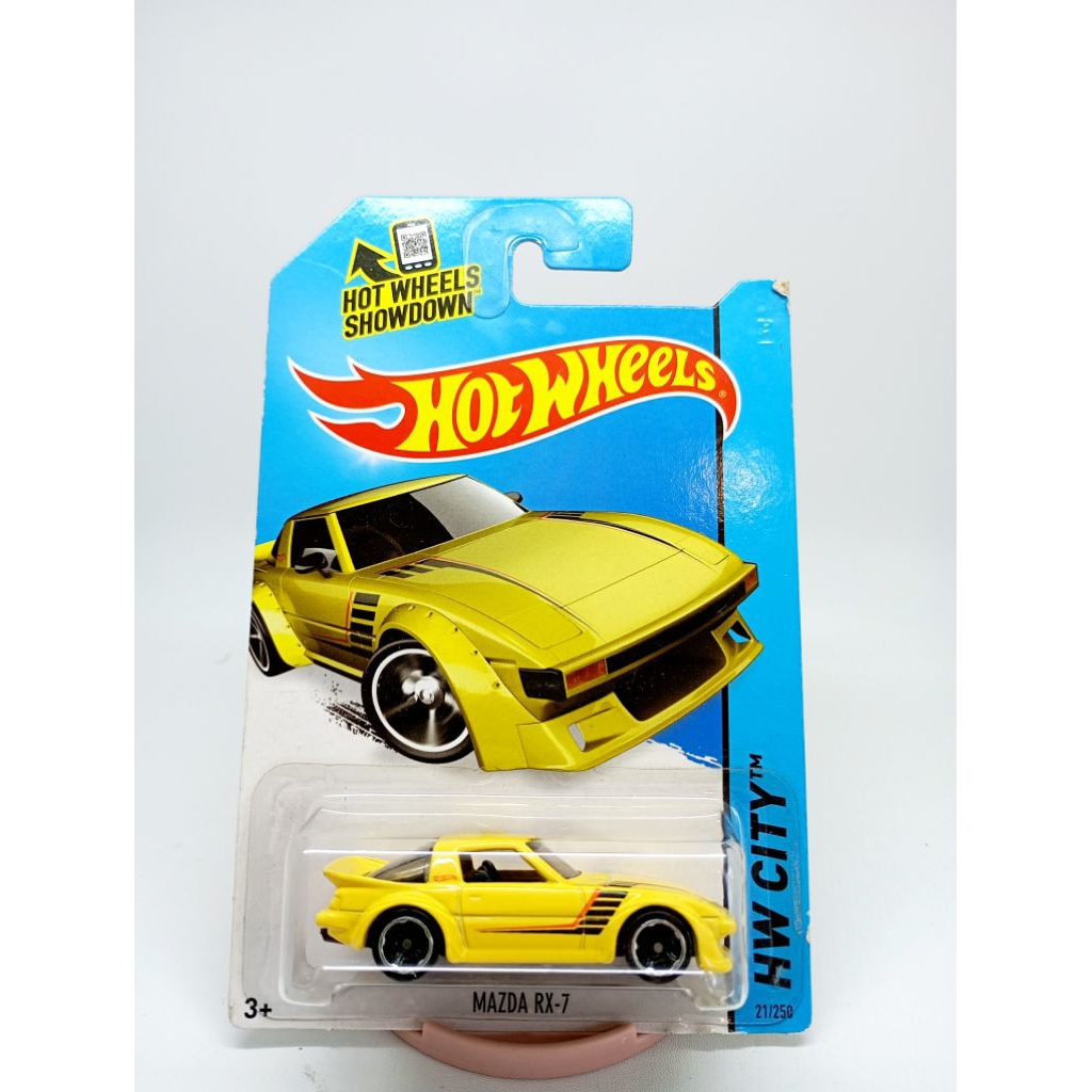 Hot Wheela Mazda RX-7 Yellow 2013