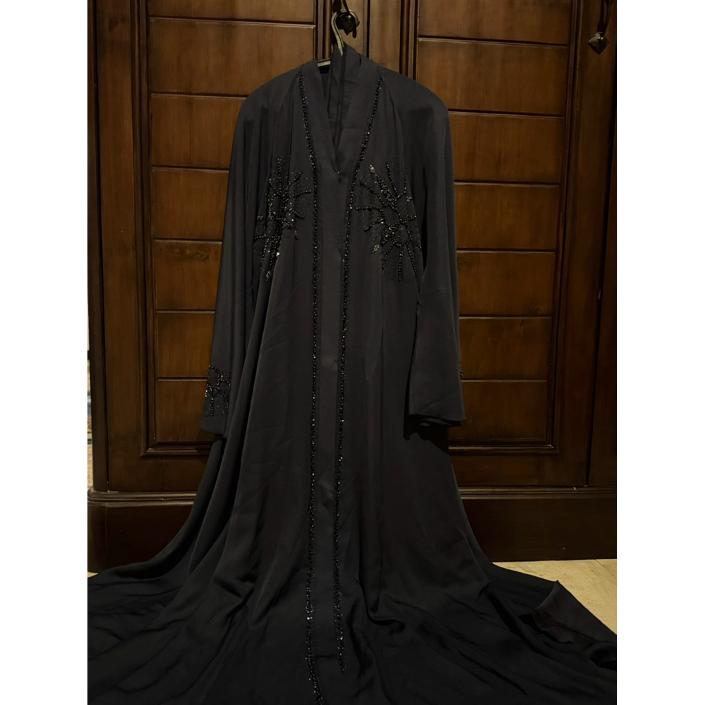 PRELOVED NEW Abaya Dubai Navy (pashmina + belt)