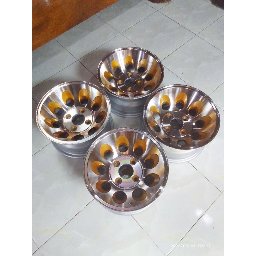 Velg Selbi Telur Velg R13 Carry Futura