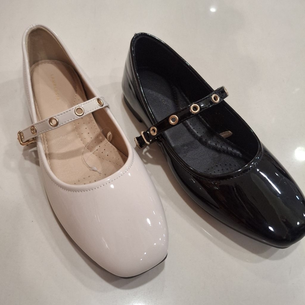 SEPATU FLAT WANITA LAWRENSIA