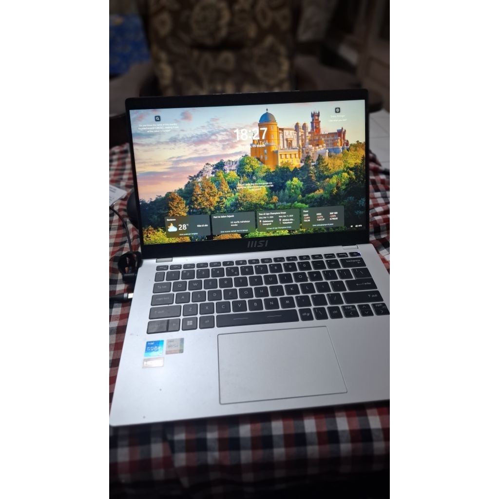 Laptop MSI Core I5 Gen 12 350 12CPU 1,3 Ghz