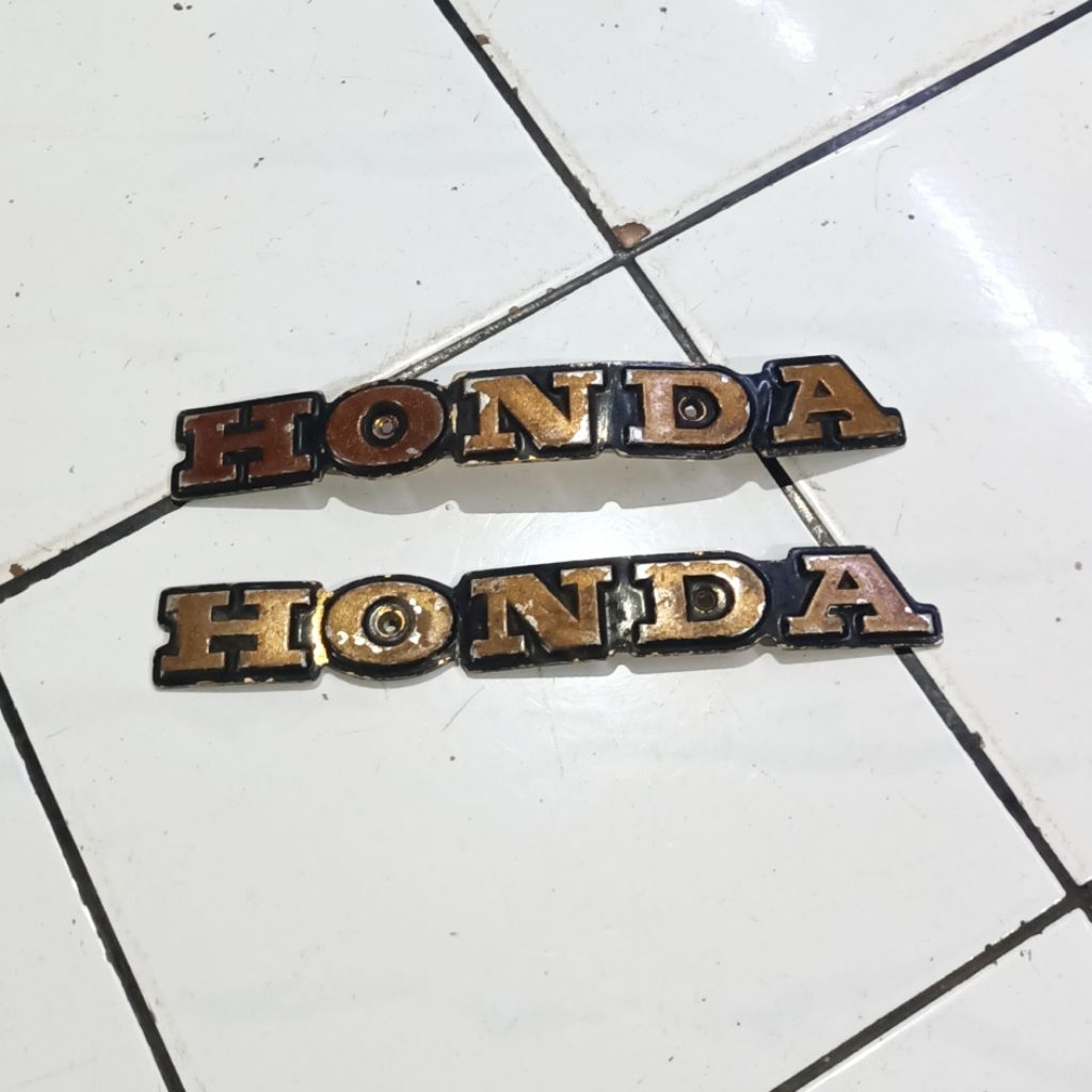 Emblem Logo Tangki Honda Cb 100 Cb 125 Plat Besi