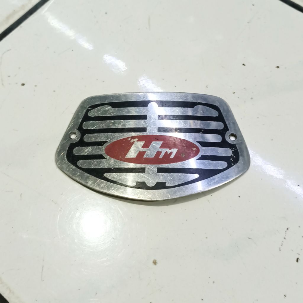 Emblem Logo Panel Dada Batok Lampu Depan Honda C110 C50 Sport Pispot Unyil