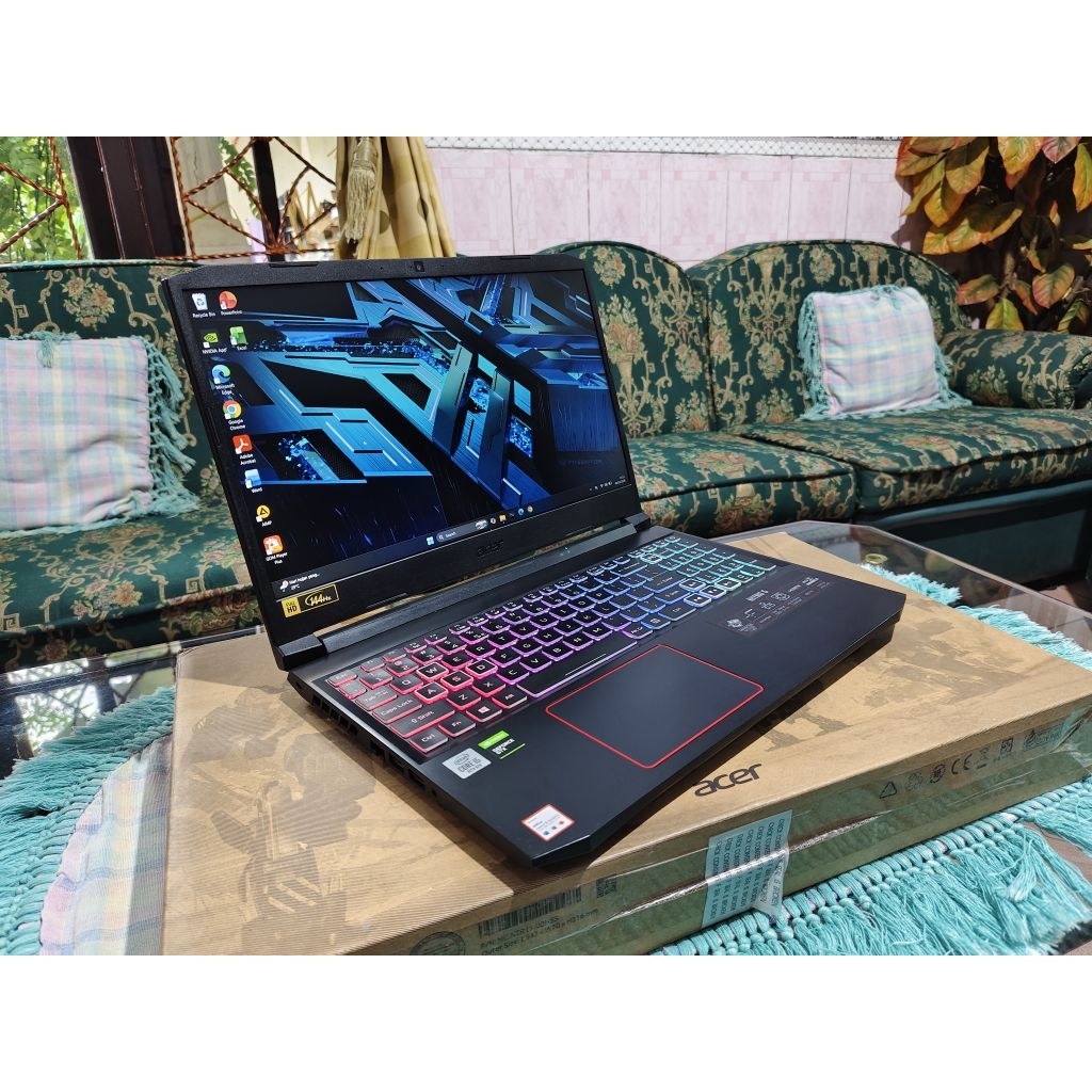 laptop acer nitro 5 an515-55 core i5 10300H 8/512 gtx 1650 144hz