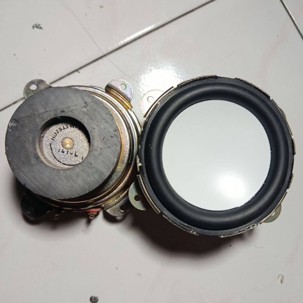 Speaker Polytron 3 inch/harga sepasang