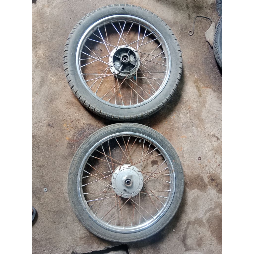 Velg roda depan belakang a100 gt100 gt125 gp100 gp125