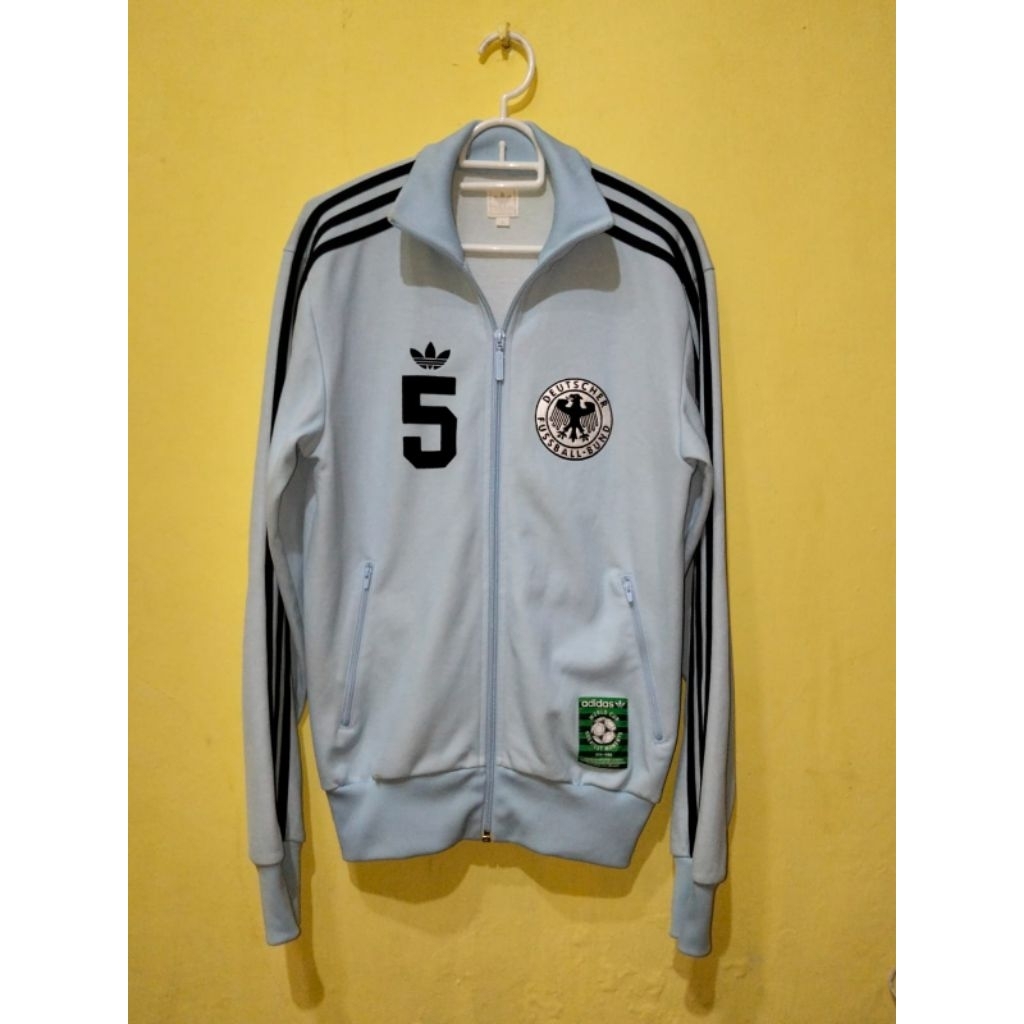 tracktop adidas der kaiser