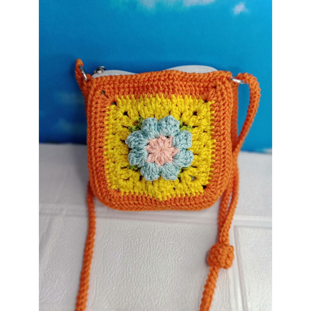 Tas rajut mini selempang tas rajut anak-anak