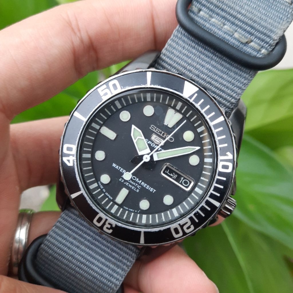 RARE  JDM Seiko 5 Sports Sea Urchin SNZF21K1 Blackout all Black 7S36 SNZF21 Not SRPD79K1 SRPD79