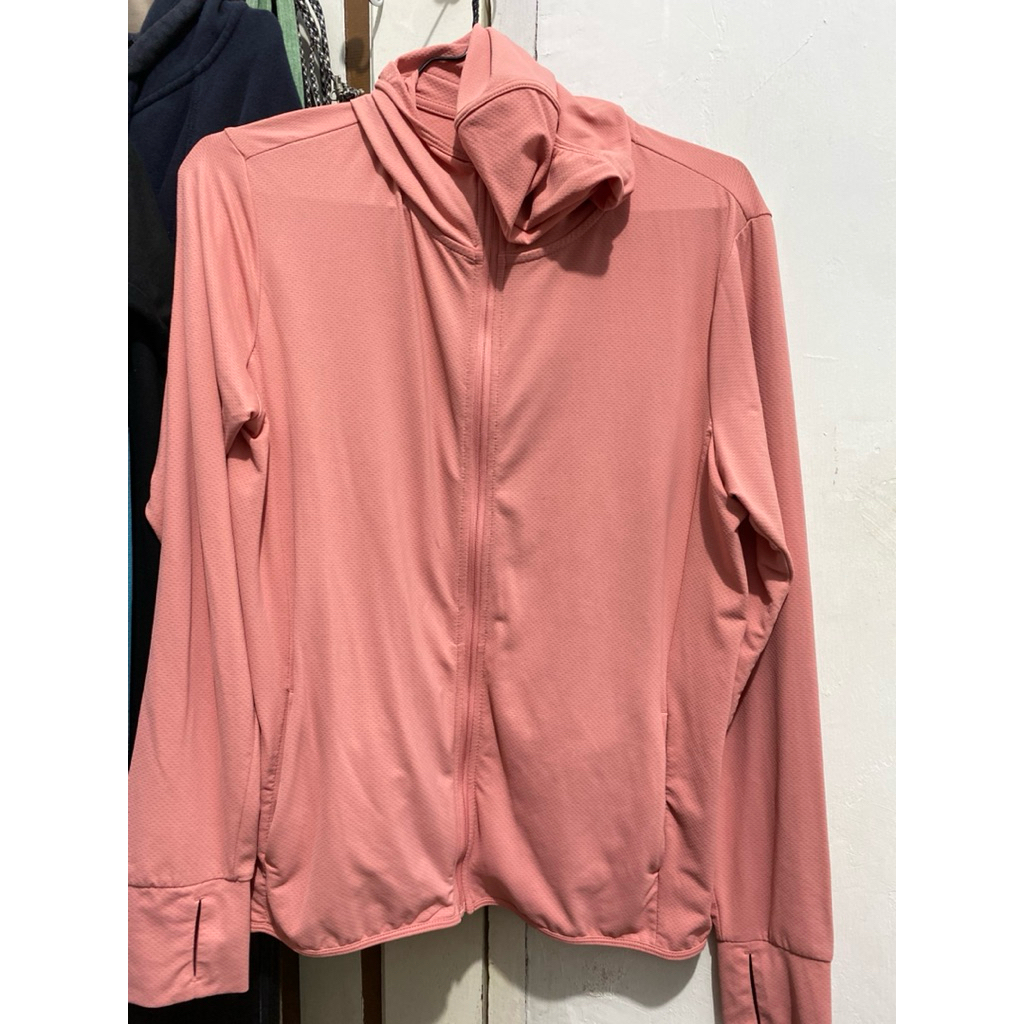 Jaket uniqlo airism preloved