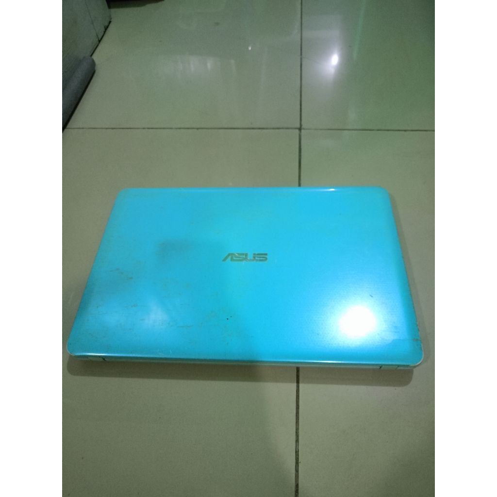 casing laptop Asus X540L full set.
