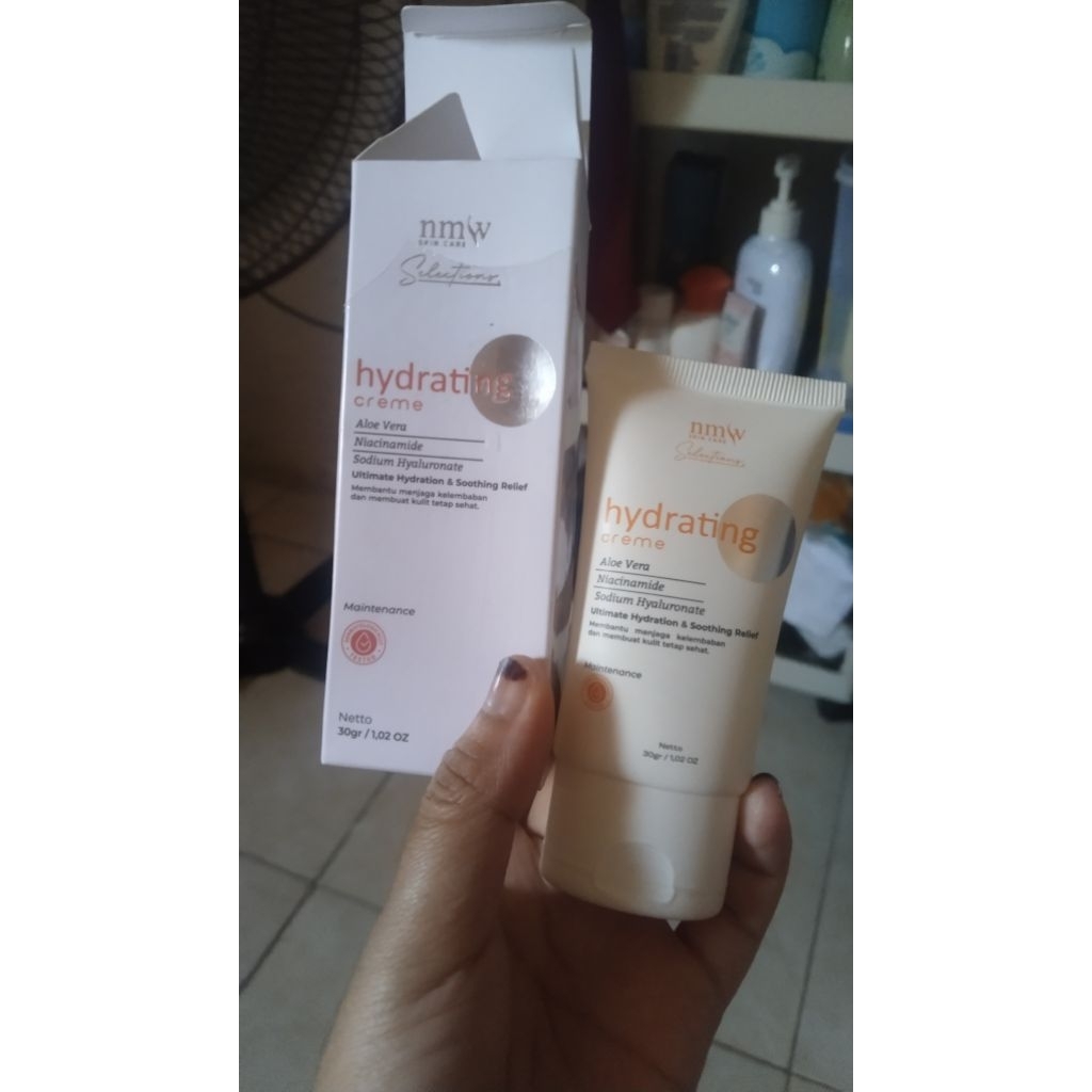 PRELOVED Nmw skincare SELECTION HYDRATING CREME