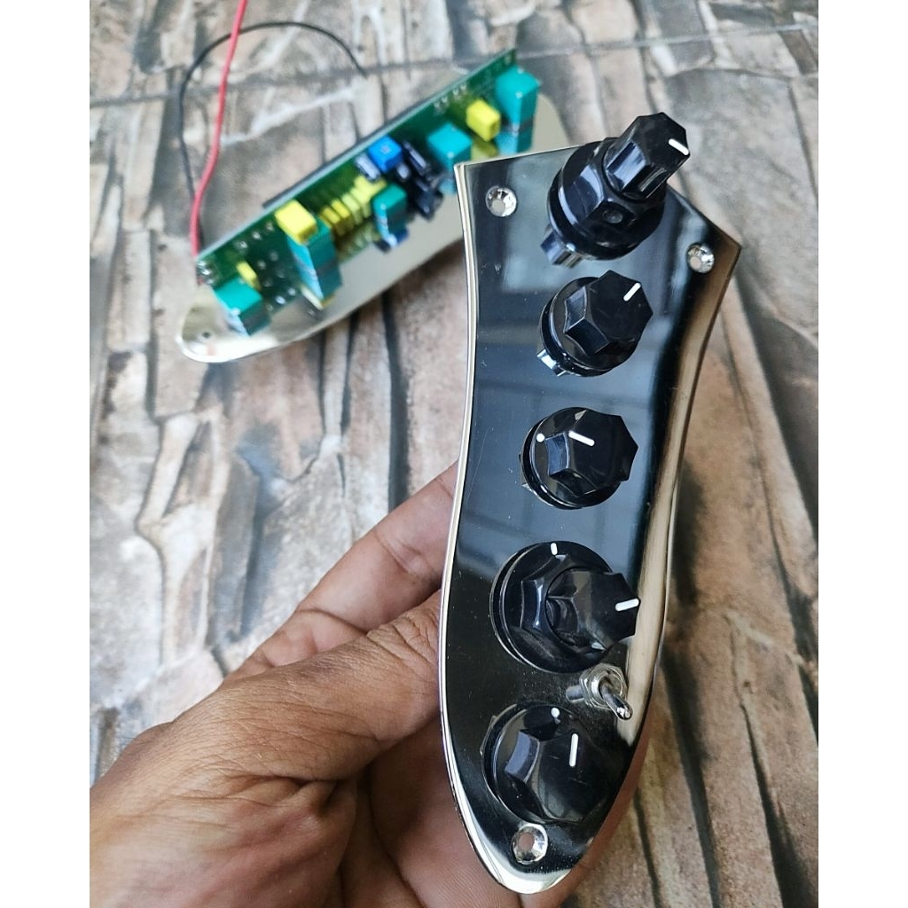 Preamp Bass Aktif Marcus Miller V7 Original 3 Band 1 Mini Toggle