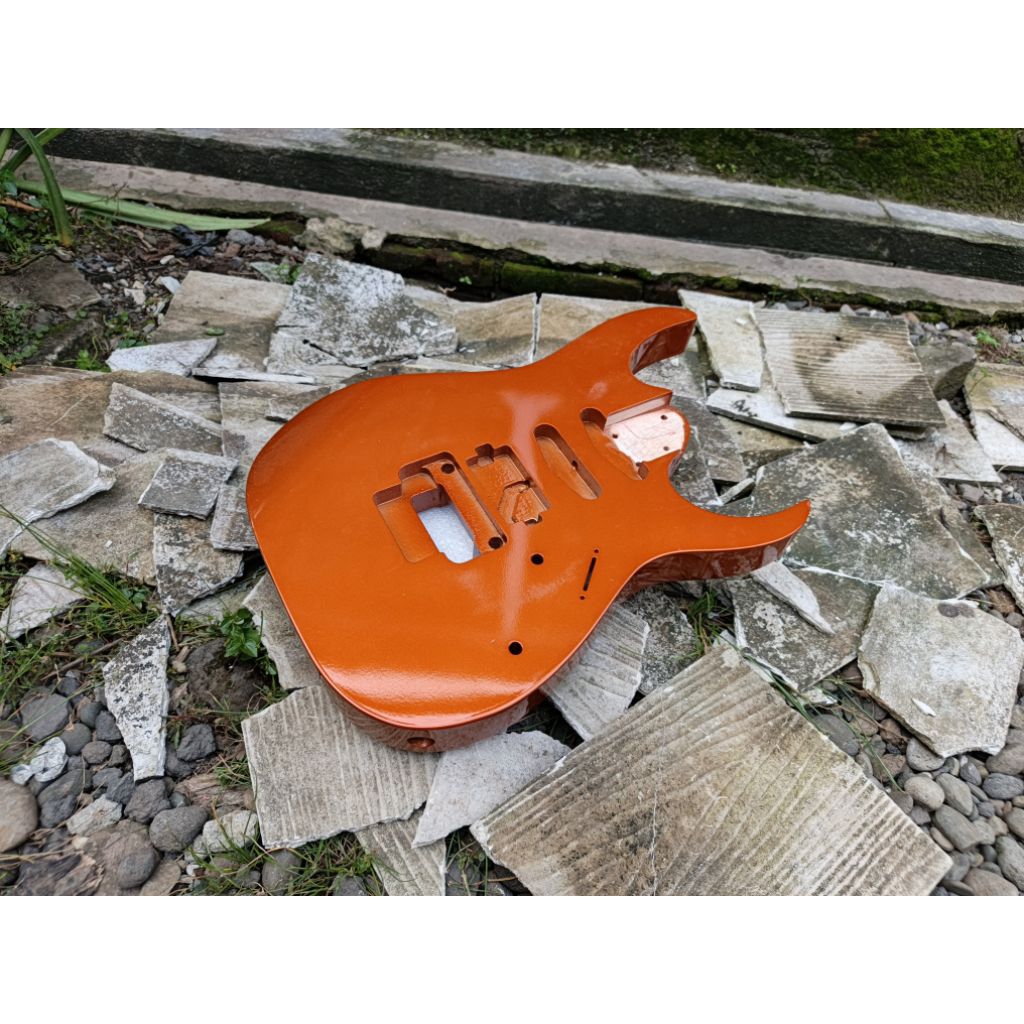 Body Gitar Ibanez RG460DX HSS