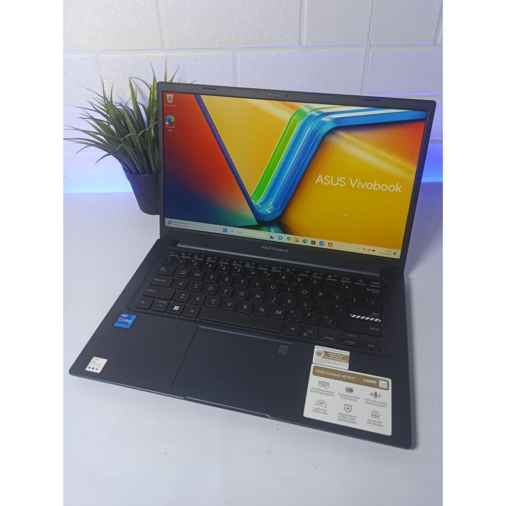 ASUS VIVOBOOK 14